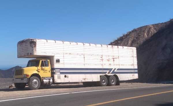 Camión de mudanza Rafa Loza